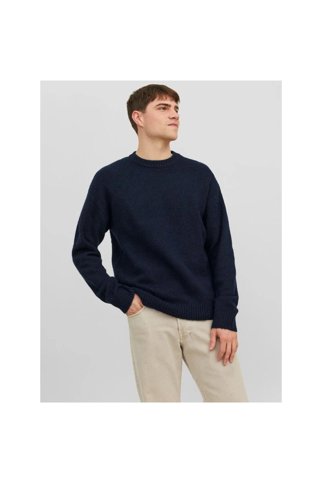 Jack&Jones Oversize Yuvarlak Yaka Erkek Kazak - Minimalist Günlük Stil - Hemen Al!
