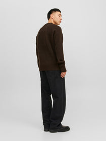 Jack&Jones Oversize Yuvarlak Yaka Erkek Kazak - Minimalist Günlük Stil - Hemen Al!