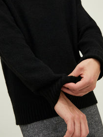Jack&Jones Oversize Yuvarlak Yaka Erkek Kazak - Minimalist Günlük Stil - Hemen Al!