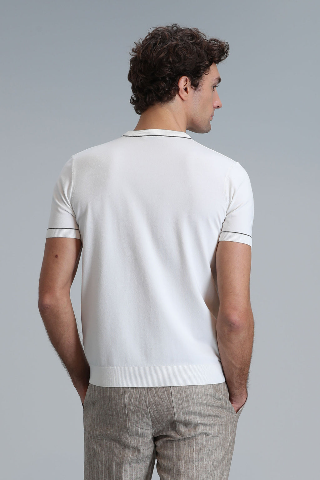 Lufian Minimalist Kısa Kol Erkek Kazak - Rahat ve Şık Günlük Stil
