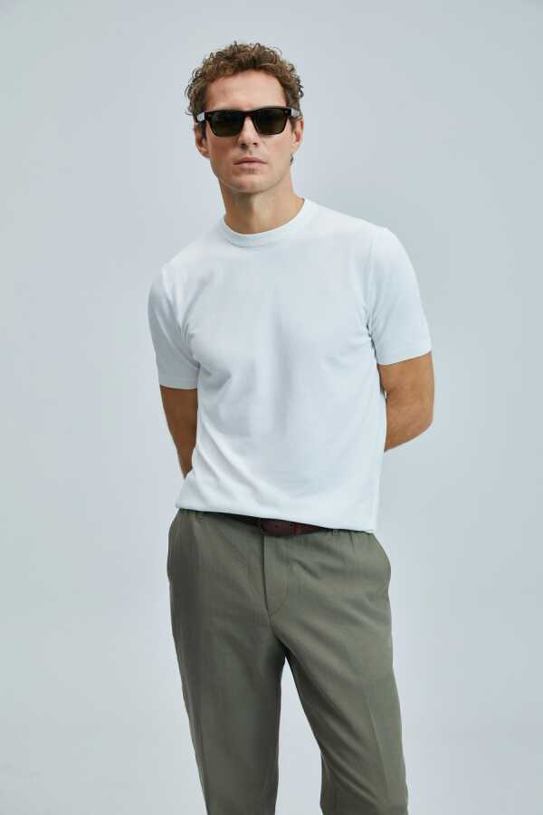 Lufian Minimalist Regular Fit Kısa Kol Erkek T-Shirt - Günlük Şıklık Translation missing: tr.content.product_image_secondary