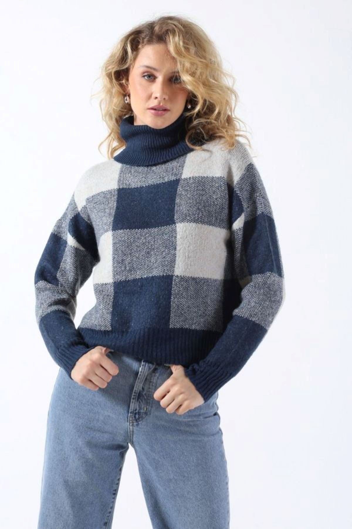 Only Oversize Boğazlı Kareli Kazak - Günlük Kombinleriniz İçin İkincil görsel