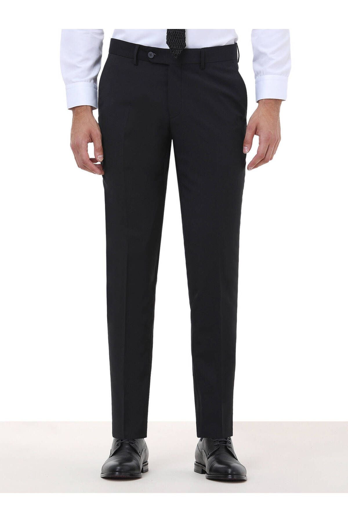 Kip Minimalist Regular Fit Erkek Pantolon - Şık ve Rahat Translation missing: tr.content.product_image_secondary