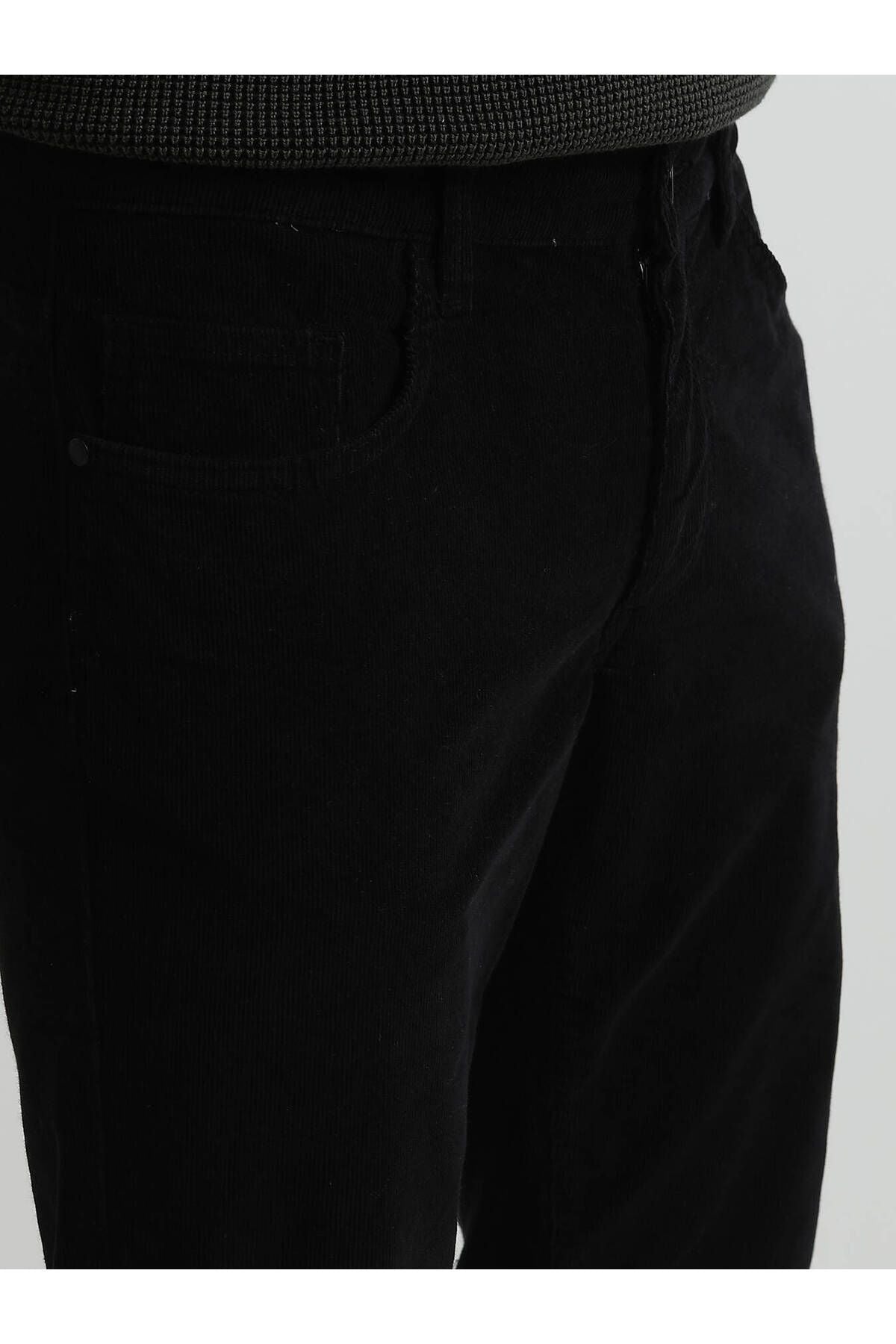 Kip Erkek Slim Fit Korduroy Pantolon - Minimalist Günlük Stil