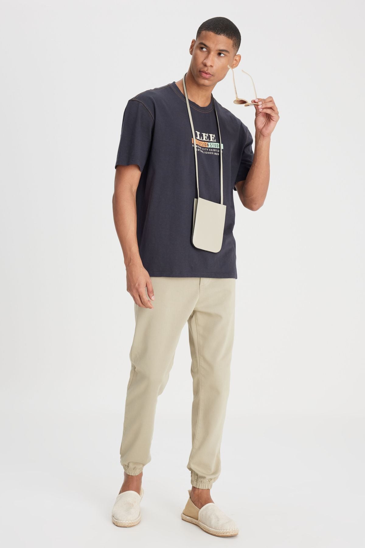 Lee Erkek Minimalist Jogger Pantolon - Rahat & Şık Günlük
