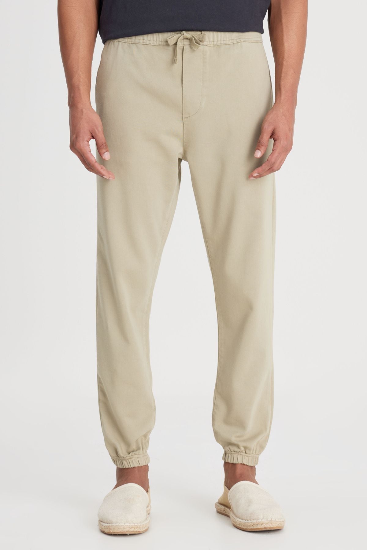Lee Erkek Minimalist Jogger Pantolon - Rahat & Şık Günlük