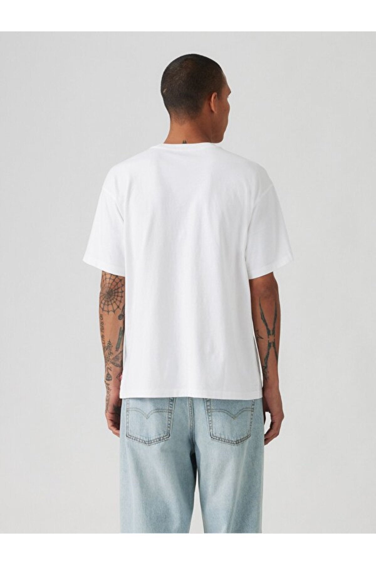 Levi's Oversize Minimalist Erkek T-Shirt - Günlük Stil Translation missing: tr.content.product_image_secondary