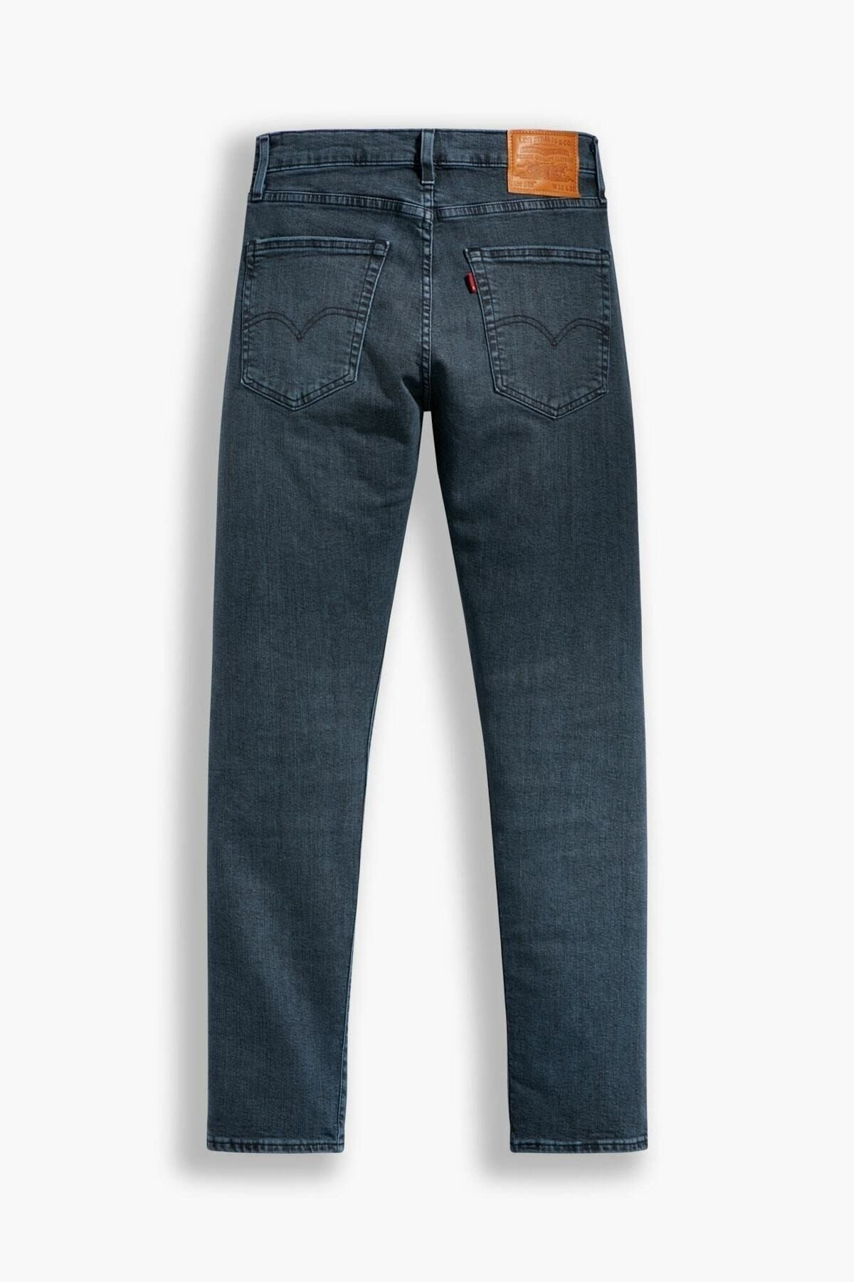 Levi's Slim Fit Erkek Jean Pantolon: Minimalist Günlük Stil İkincil görsel