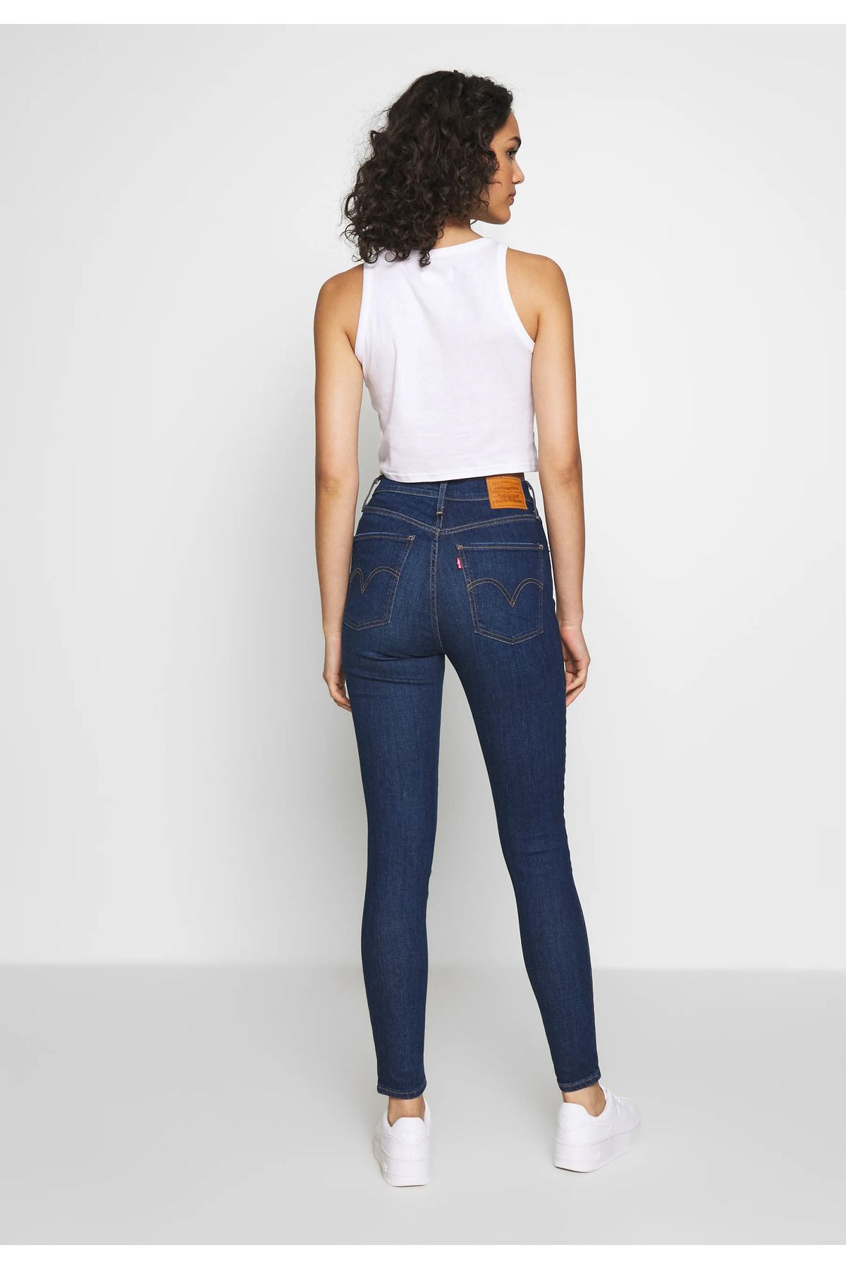 Levi's Yüksek Bel Dar Paça Minimalist Kadın Jean - Günlük Stil Translation missing: tr.content.product_image_secondary