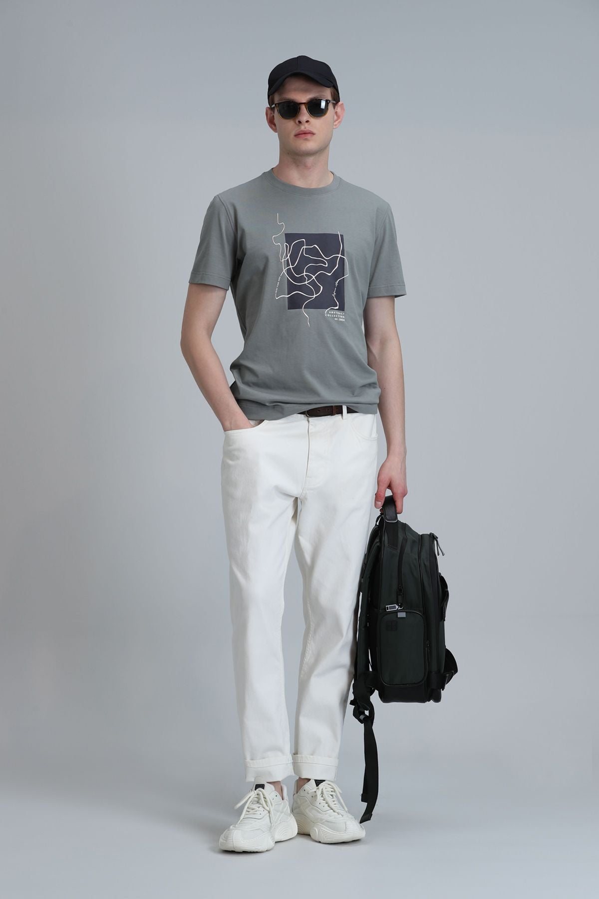 Lufian Minimalist Desenli Regular Fit Kısa Kol Erkek T-Shirt
