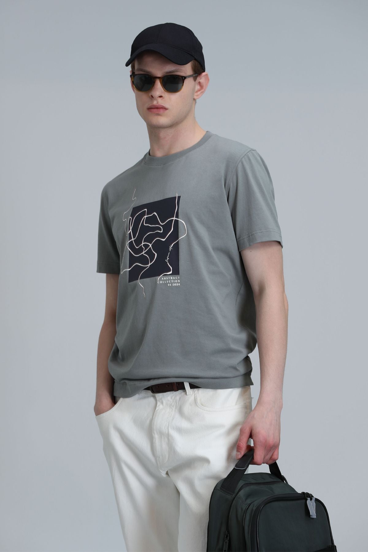 Lufian Minimalist Desenli Regular Fit Kısa Kol Erkek T-Shirt