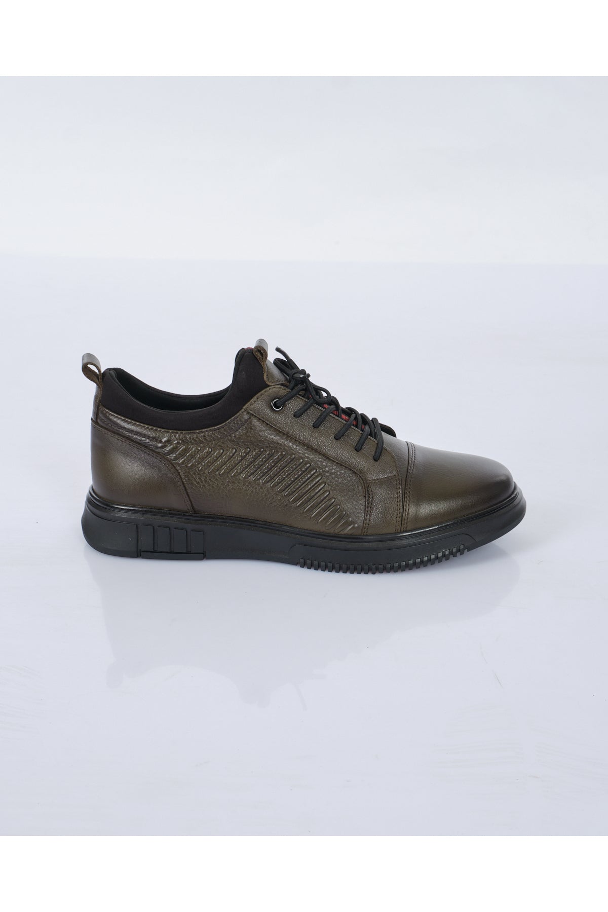 Marco Rossi Minimalist Deri Erkek Sneaker - Rahat ve Şık Günlük Ayakkabı Translation missing: tr.content.product_image_main