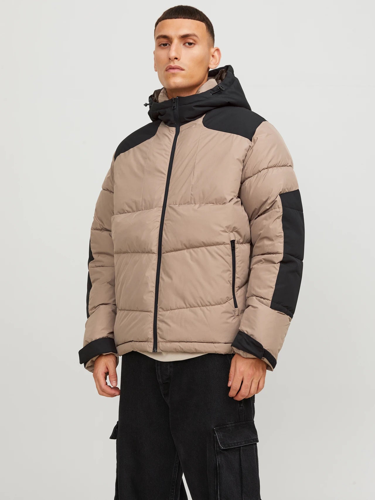 Jack&Jones Minimalist Oversize Kapüşonlu Erkek Kışlık Mont