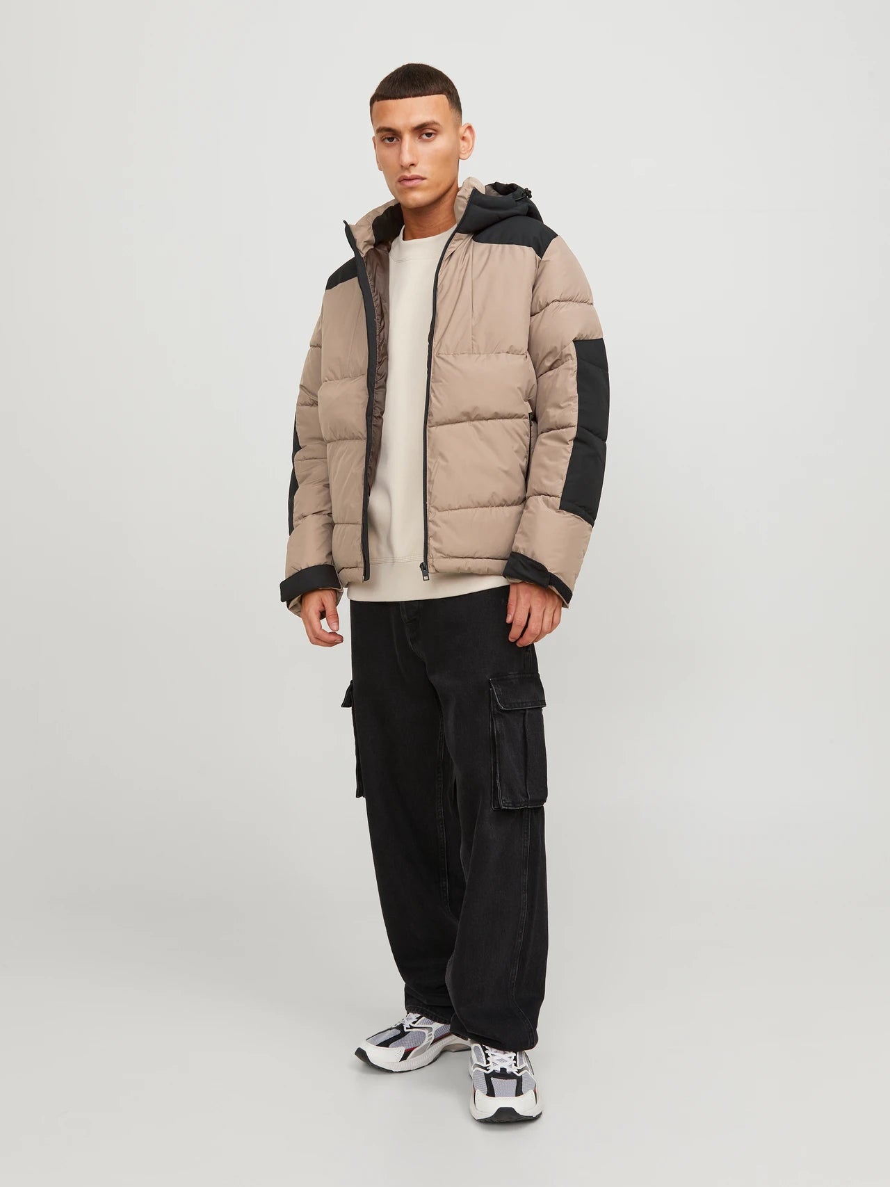 Jack&Jones Minimalist Oversize Kapüşonlu Erkek Kışlık Mont