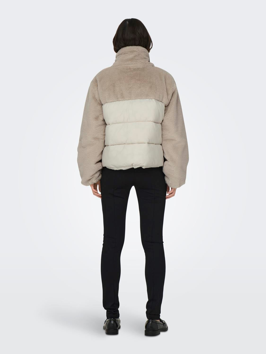 Only Kadın Peluş Crop Mont - Kışlık Sıcaklık & Şıklık