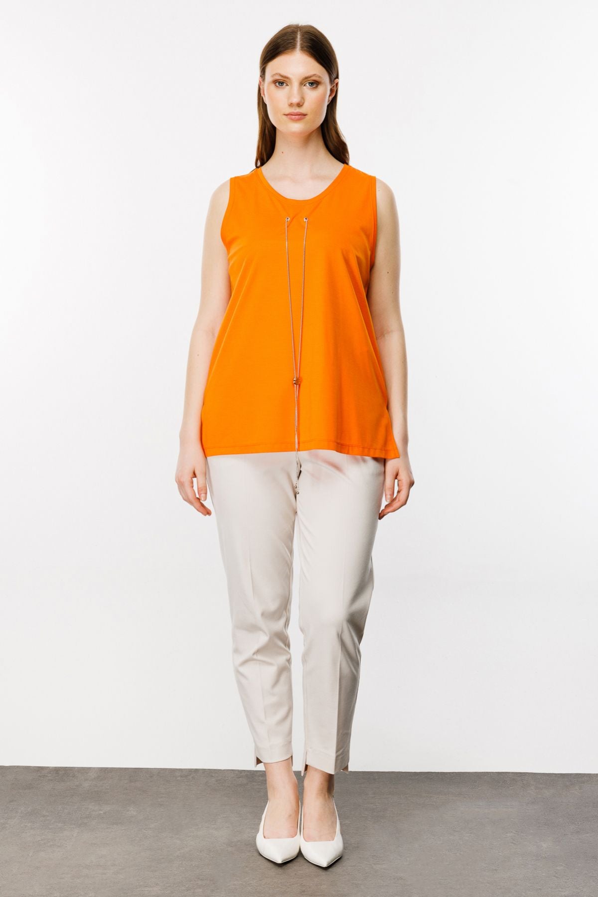 On Kadın Oversize Kolsuz Bluz - Minimalist Günlük Stil