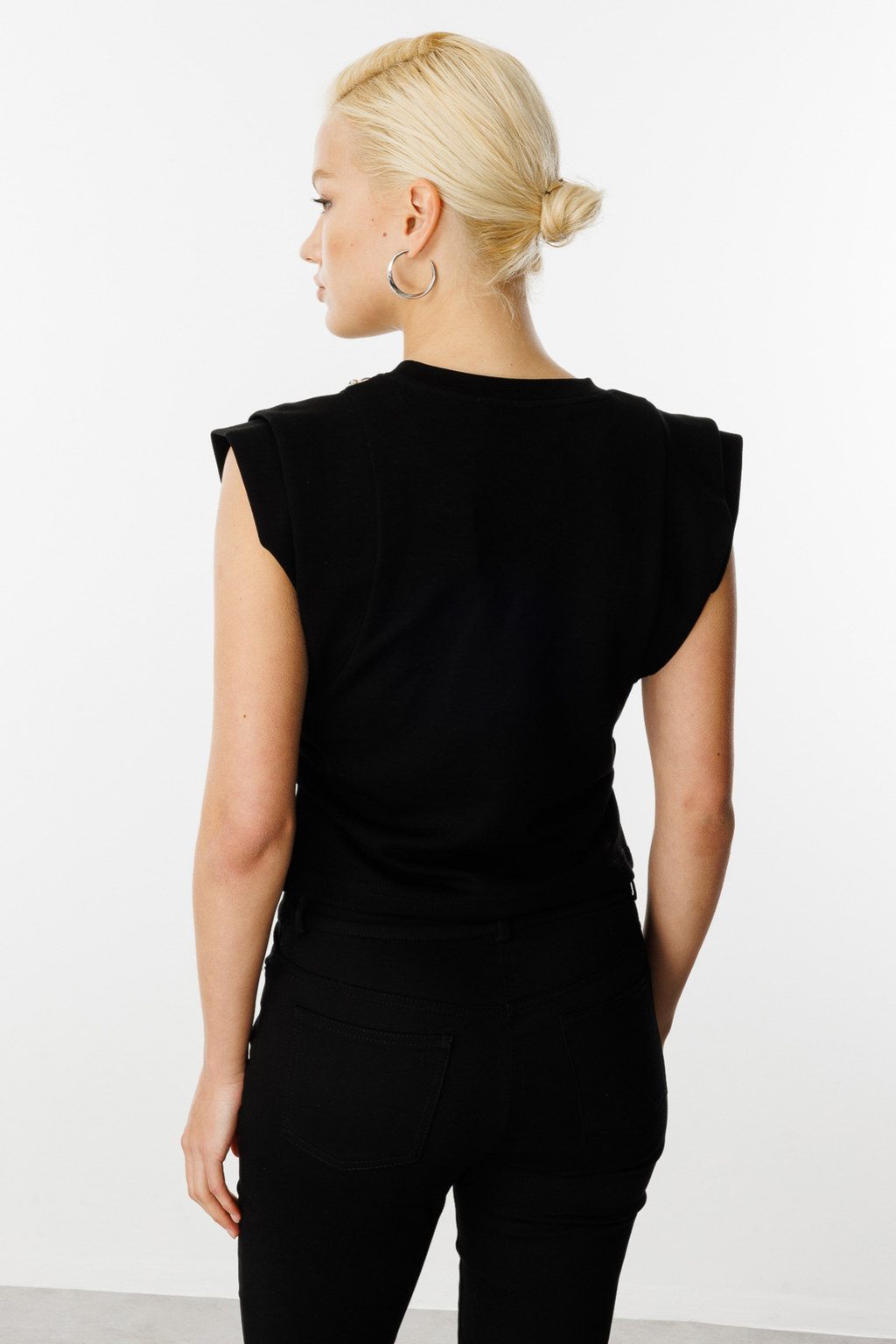 On Minimalist Taş Detaylı Crop Bluz - Kısa Kollu Günlük Bluz