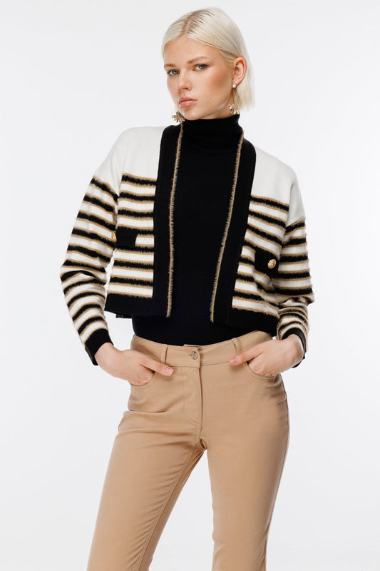 On Kadın Crop Hırka - Minimalist Çizgili Uzun Kol - Günlük Şıklık