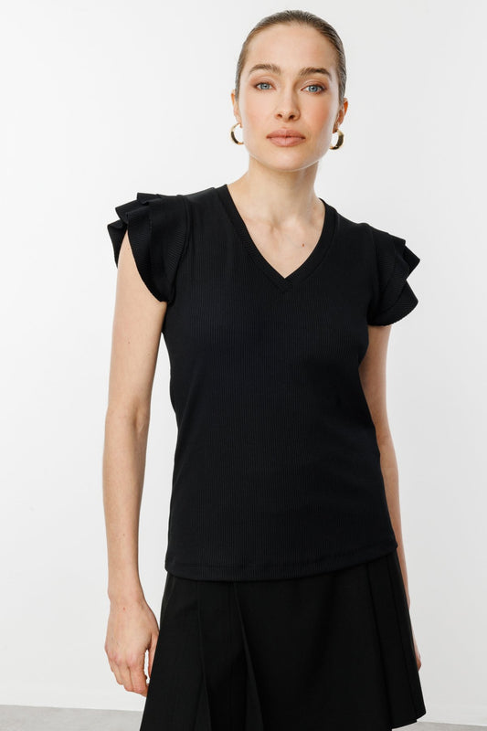On Kadın Minimalist V Yaka Kısa Kol Bluz - Regular Fit