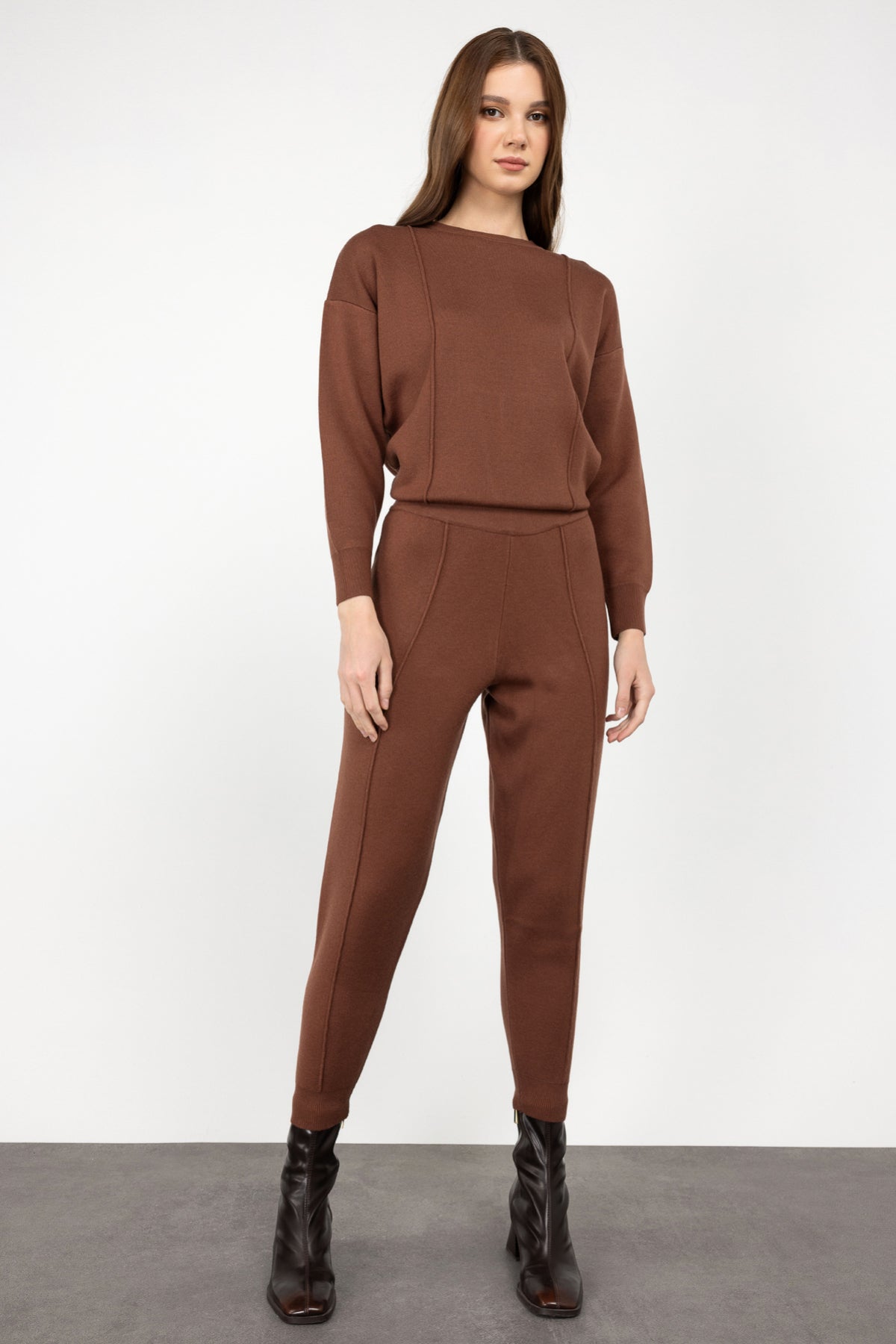 On Kadın Minimalist Yüksek Bel Midi Pantolon - Günlük Kullanım İçin İdeal İkincil görsel