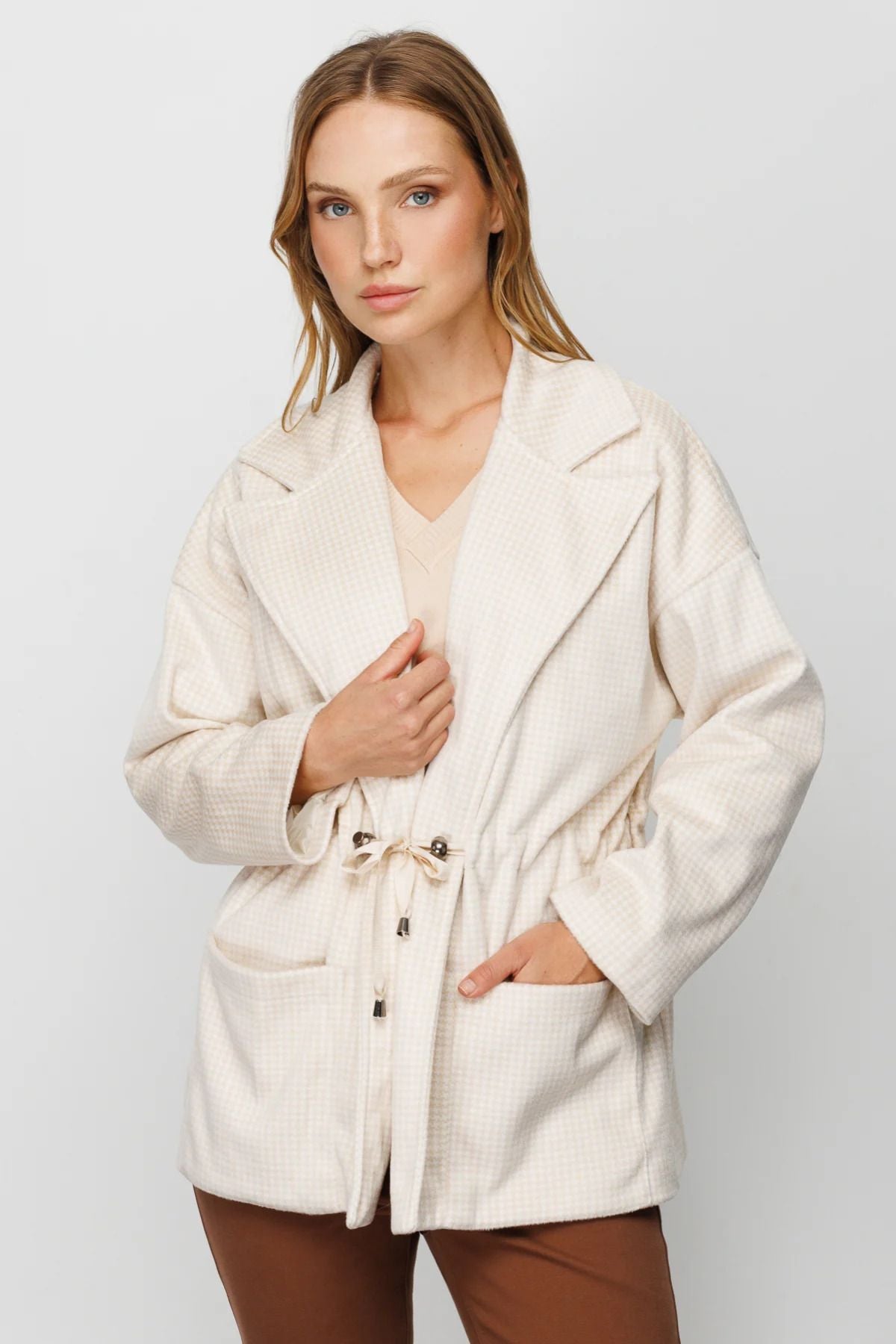 On Oversize Midi Kadın Mont - Kareli Desen - Minimalist Tarz Translation missing: tr.content.product_image_secondary