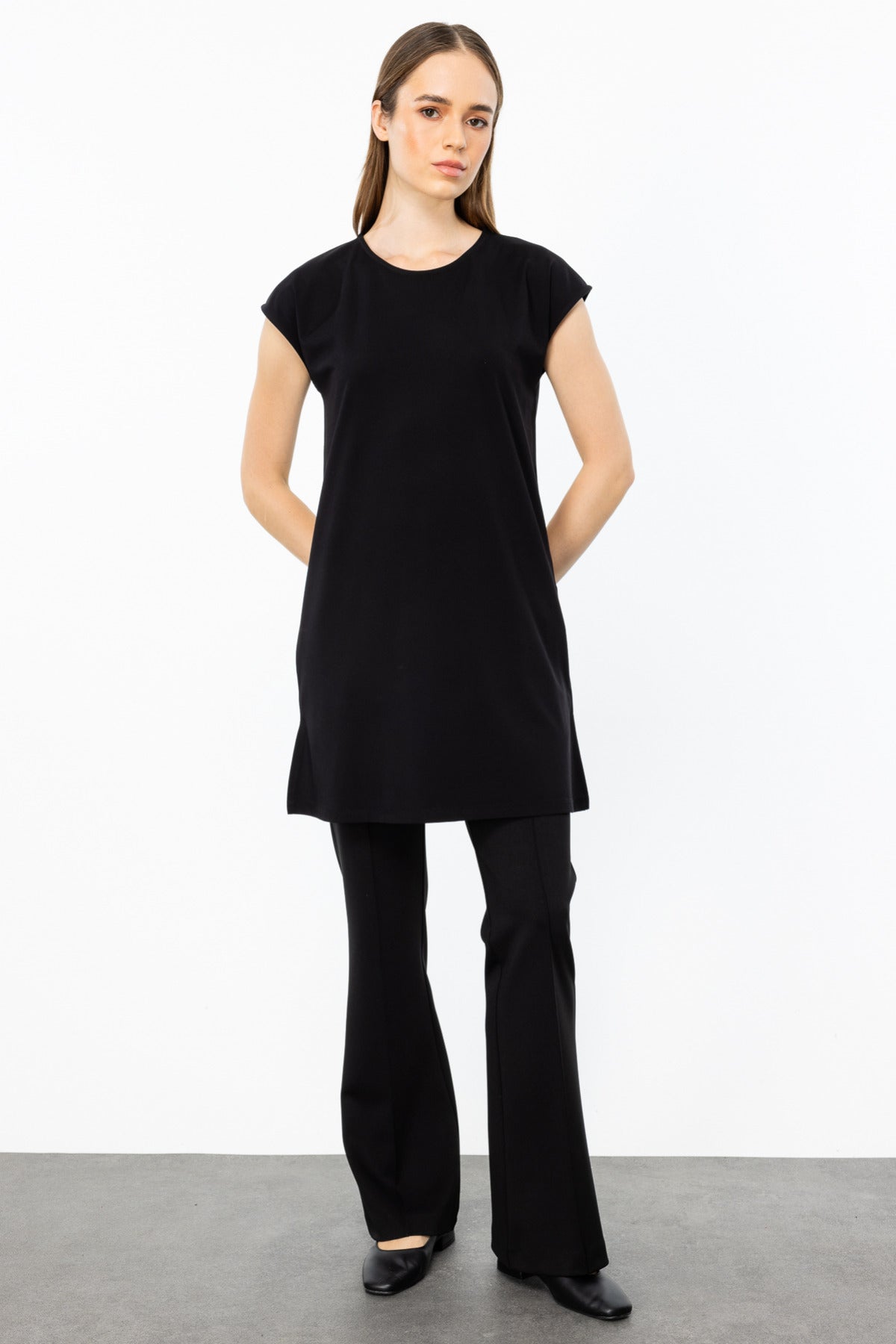 On Kadın Oversize Midi Bluz - Minimalist Stil, Kısa Kol Translation missing: tr.content.product_image_secondary