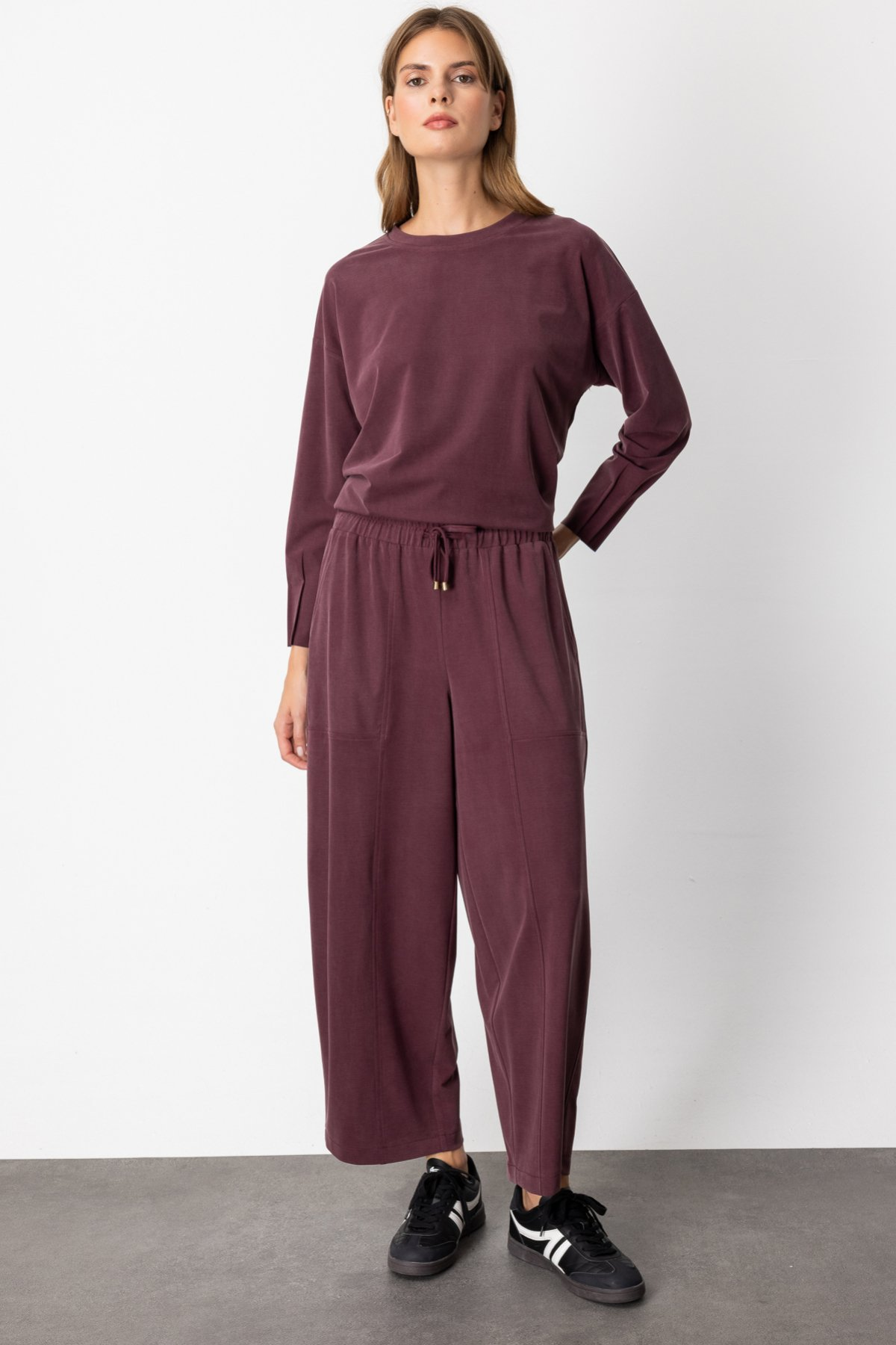 On Kadın Oversize Midi Pantolon - Rahat ve Şık Günlük Kombin