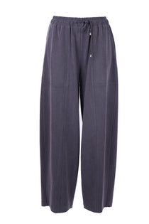 On Kadın Oversize Midi Pantolon - Rahat ve Şık Günlük Kombin