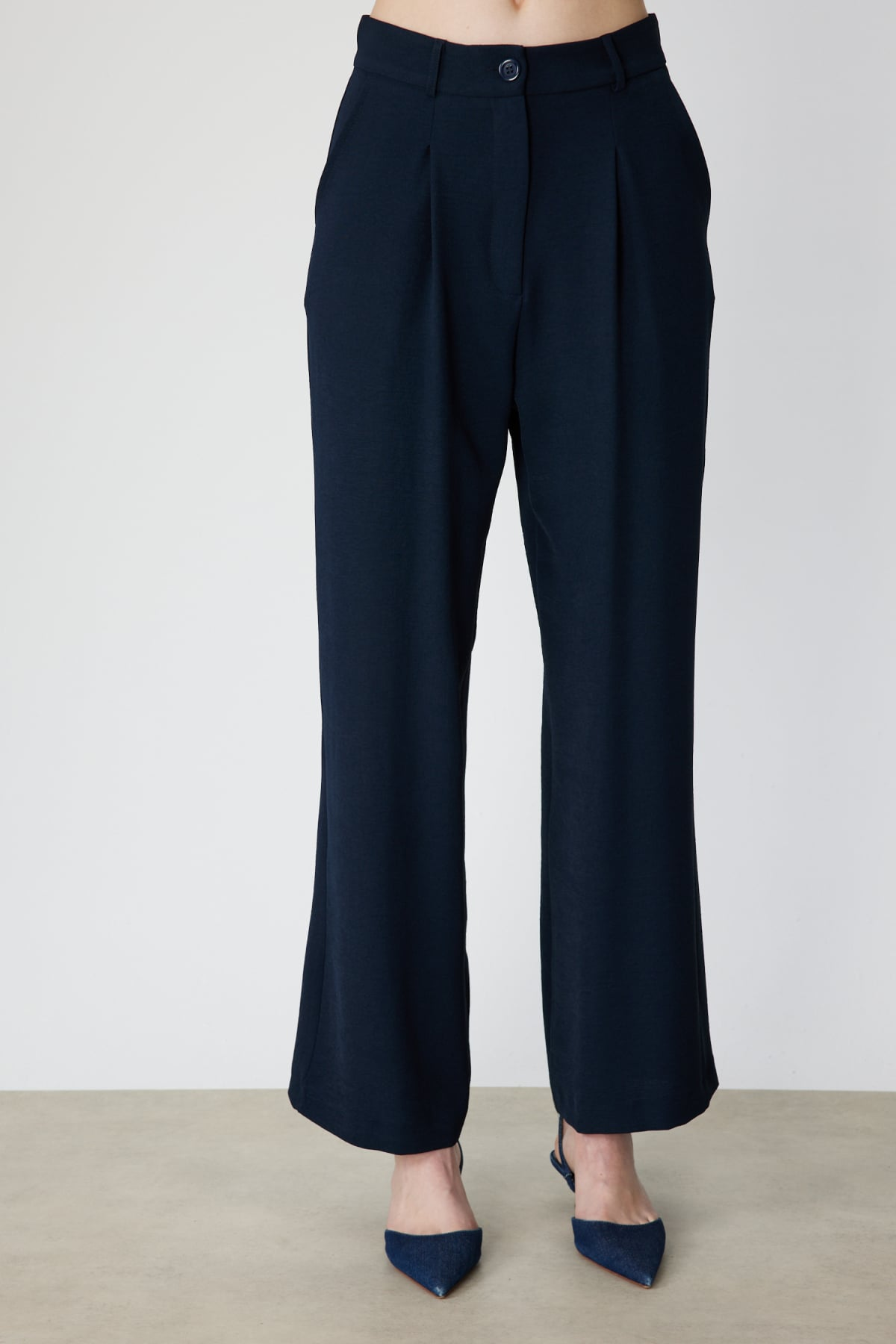 On Pileli Bol Paça Pantolon