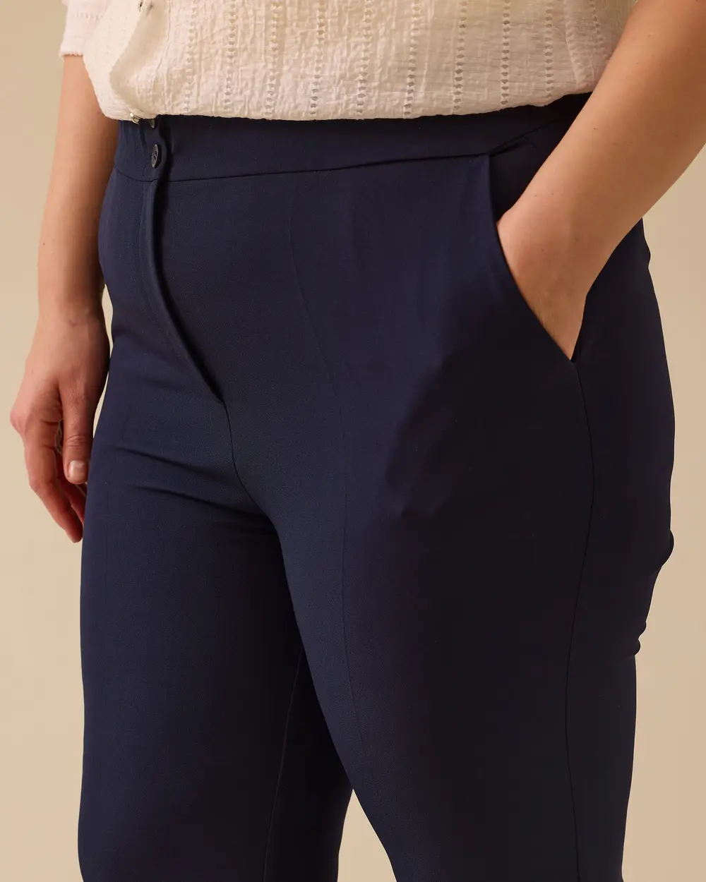 Büyük Beden Beli Büzgülü Duble Paça Pantolon Gala-Xi Translation missing: tr.content.product_image_secondary