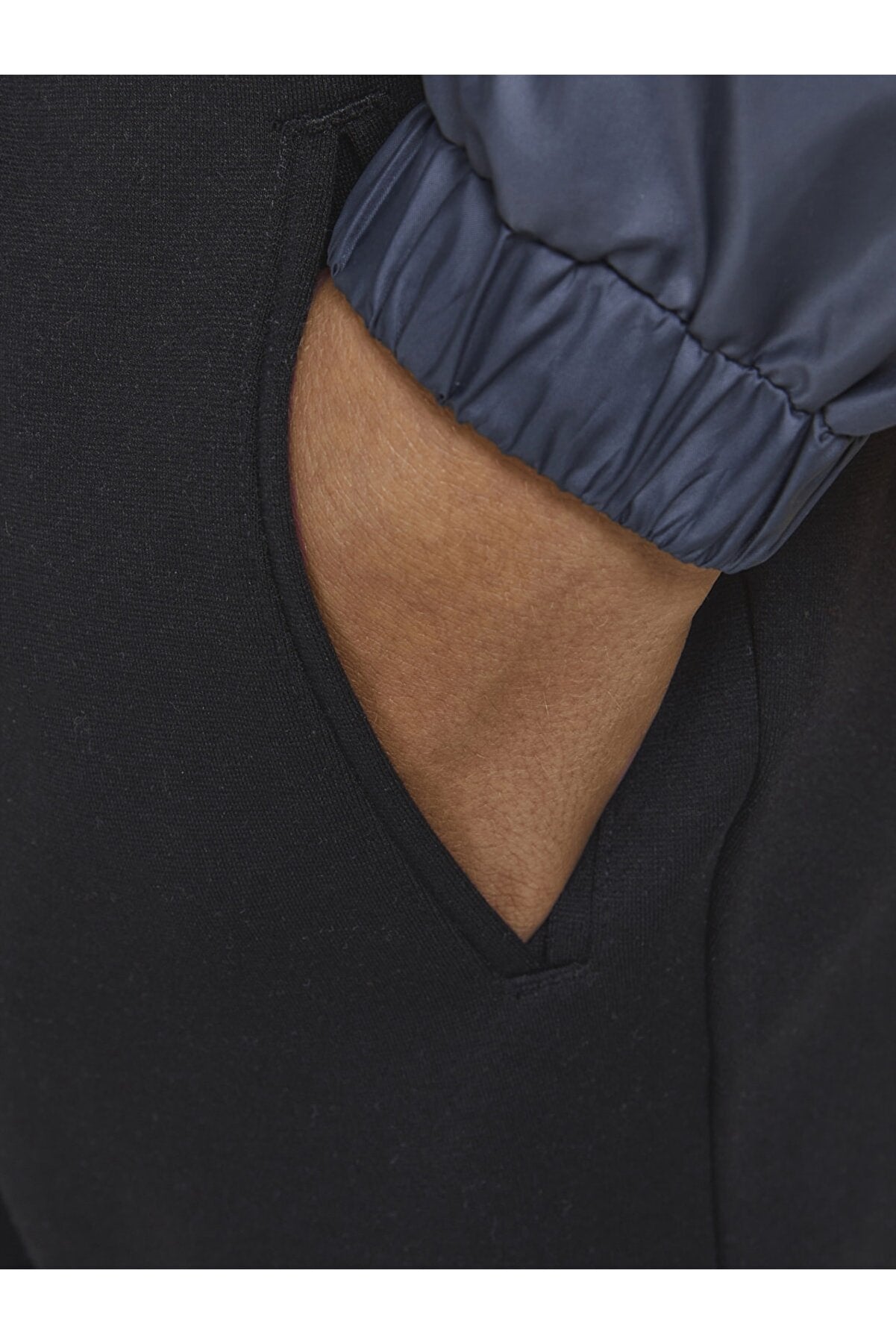 Jack&Jones Erkek Regular Fit Minimalist Spor Pantolon - Günlük Şıklık