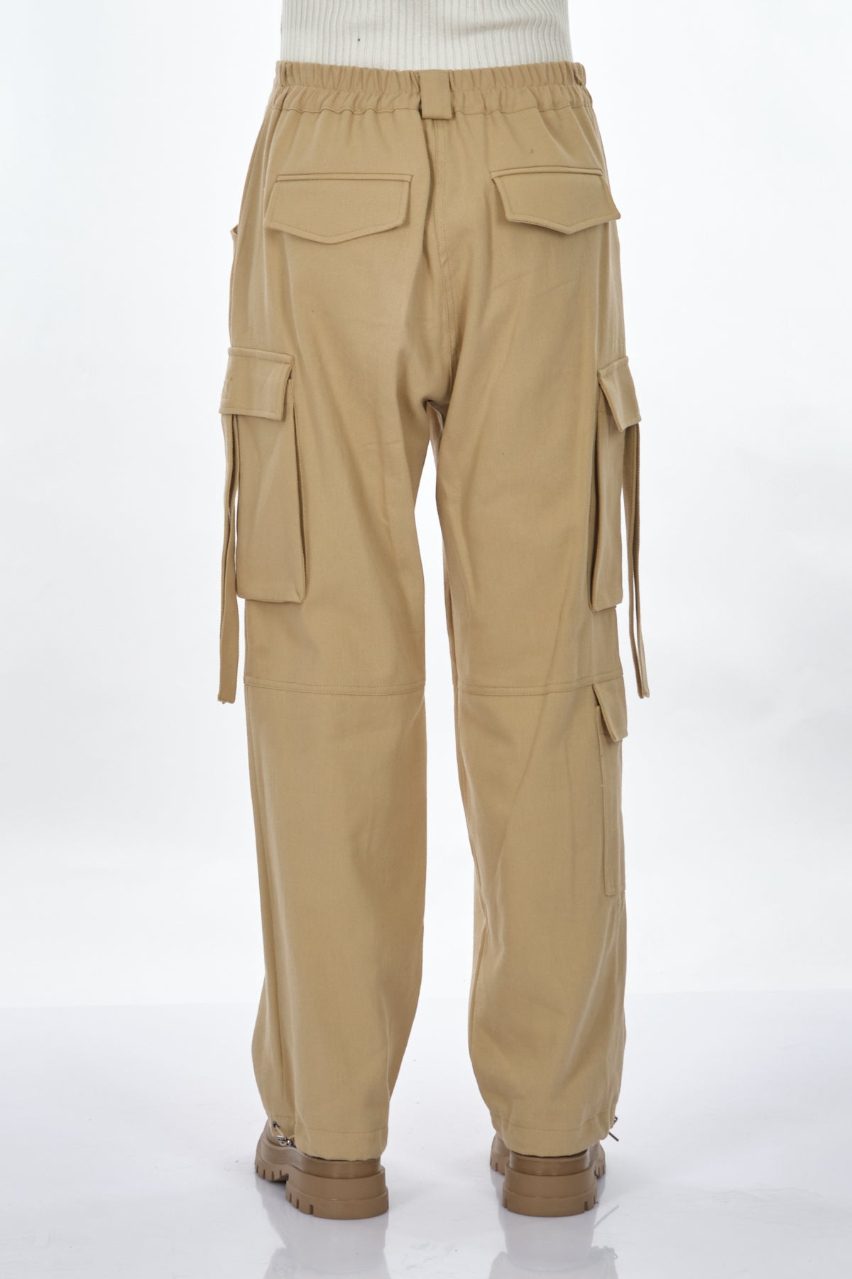 Unique Mode Oversize Bol Cepli Kadın Pantolon - Minimalist Günlük Stil