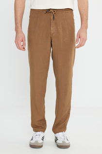 Regular Fit Normal Kesim Normal Bel Düz Paça Chino Pantolon Wrangler