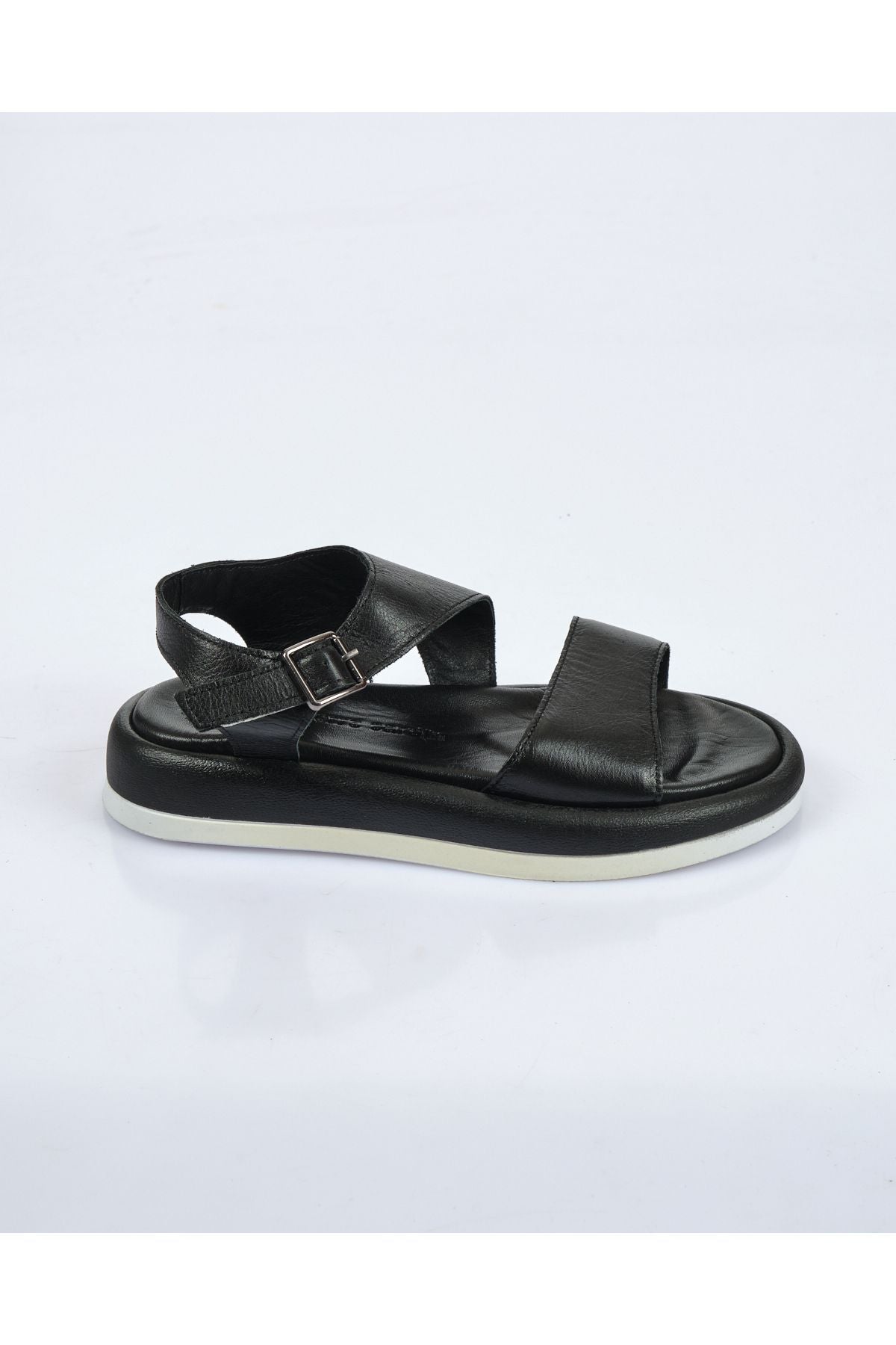 Pierre Cardin Minimalist Deri Kadın Sandalet - Düz Taban - Kayışlı Translation missing: tr.content.product_image_main