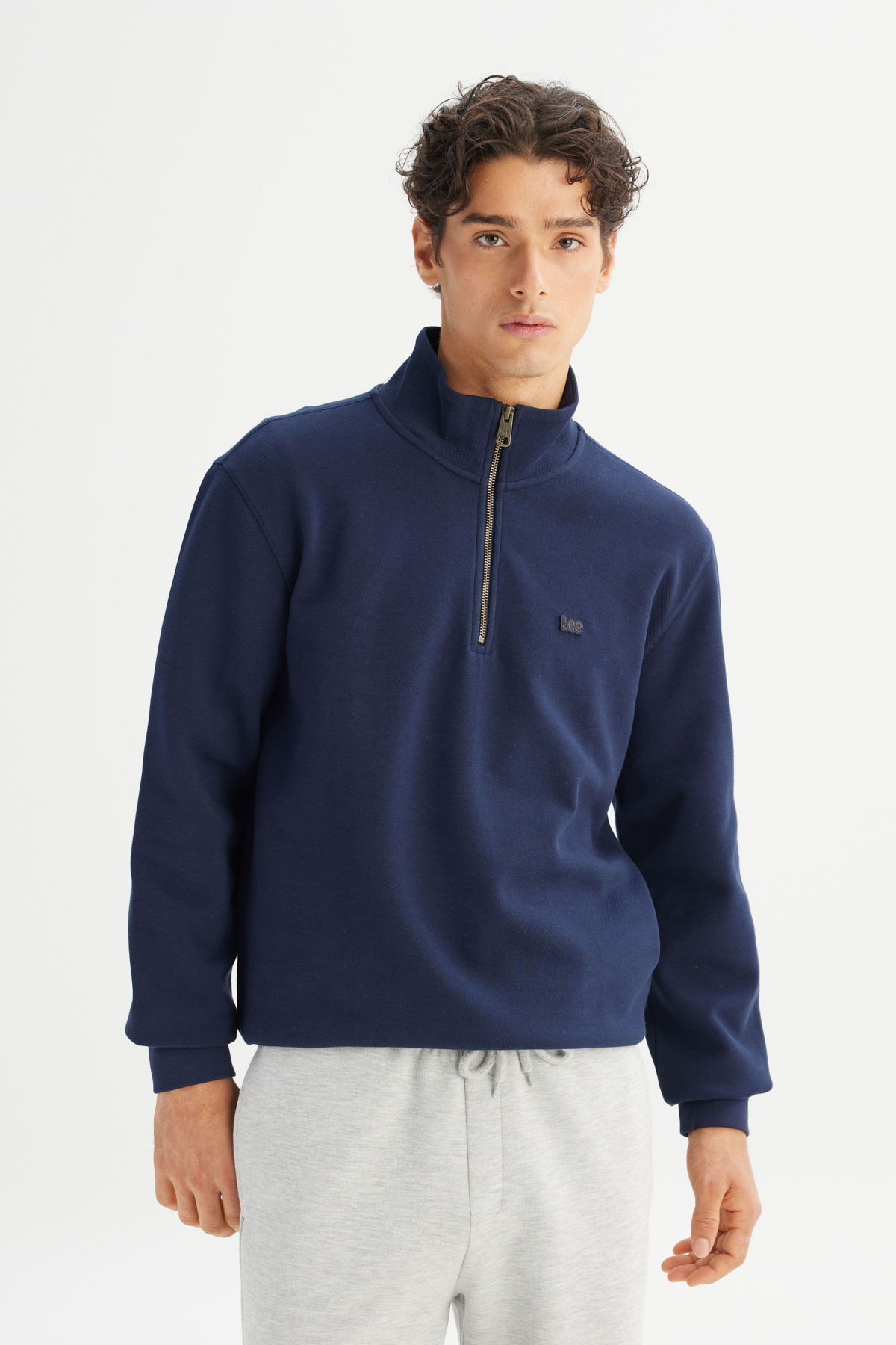 Regular Fit Normal Kesim Fermuarlı Sweatshirt Lee Translation missing: tr.content.product_image_main