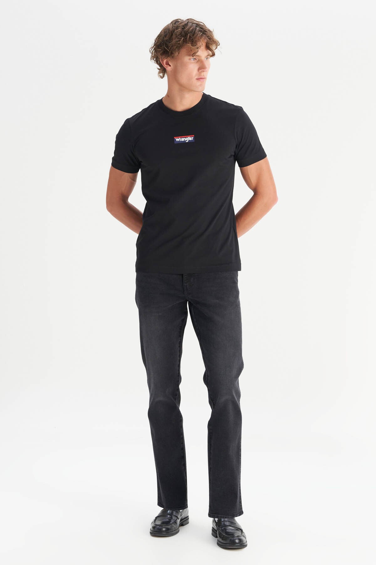 Regular Fit Normal Kesim Siyah Minimal Logo Tişört T-Shirt Wrangler Translation missing: tr.content.product_image_secondary