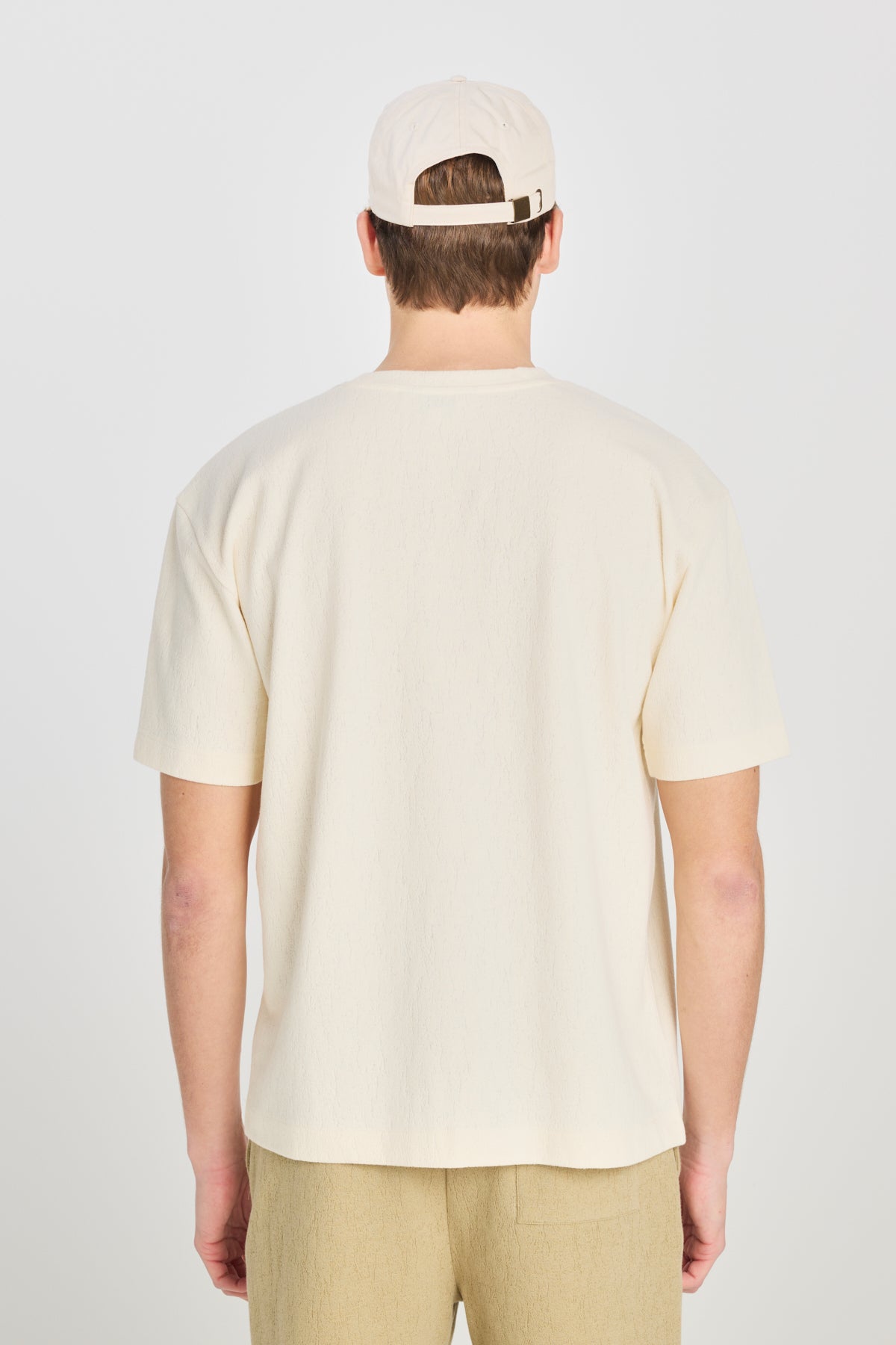 Relaxed Fit Geniş Kesim Bisiklet Yaka Pamuklu Kırık Beyaz T-Shirt L2510271102
