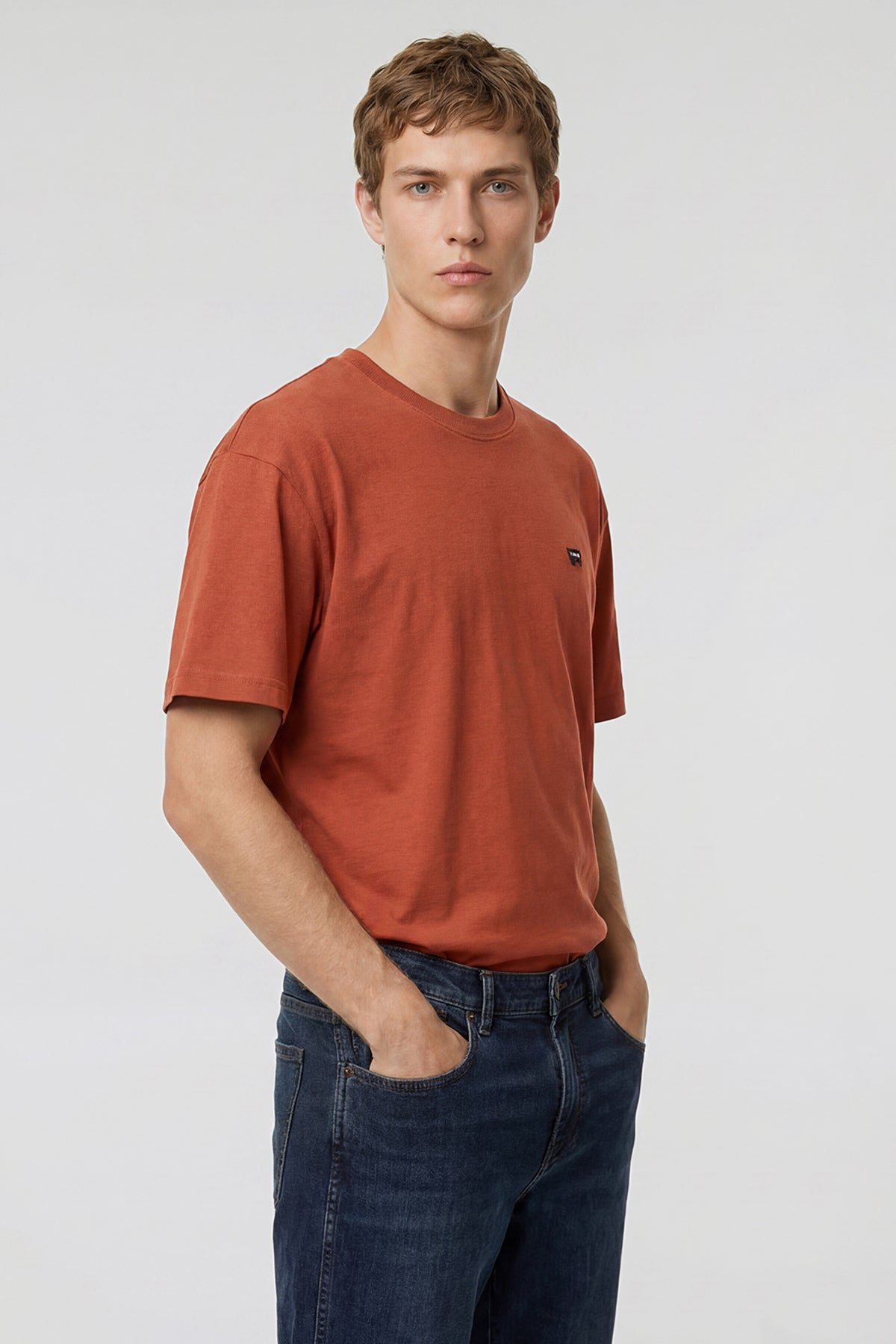 Relaxed Fit Small Logo Erkek T-Shirt Wrangler Translation missing: tr.content.product_image_secondary