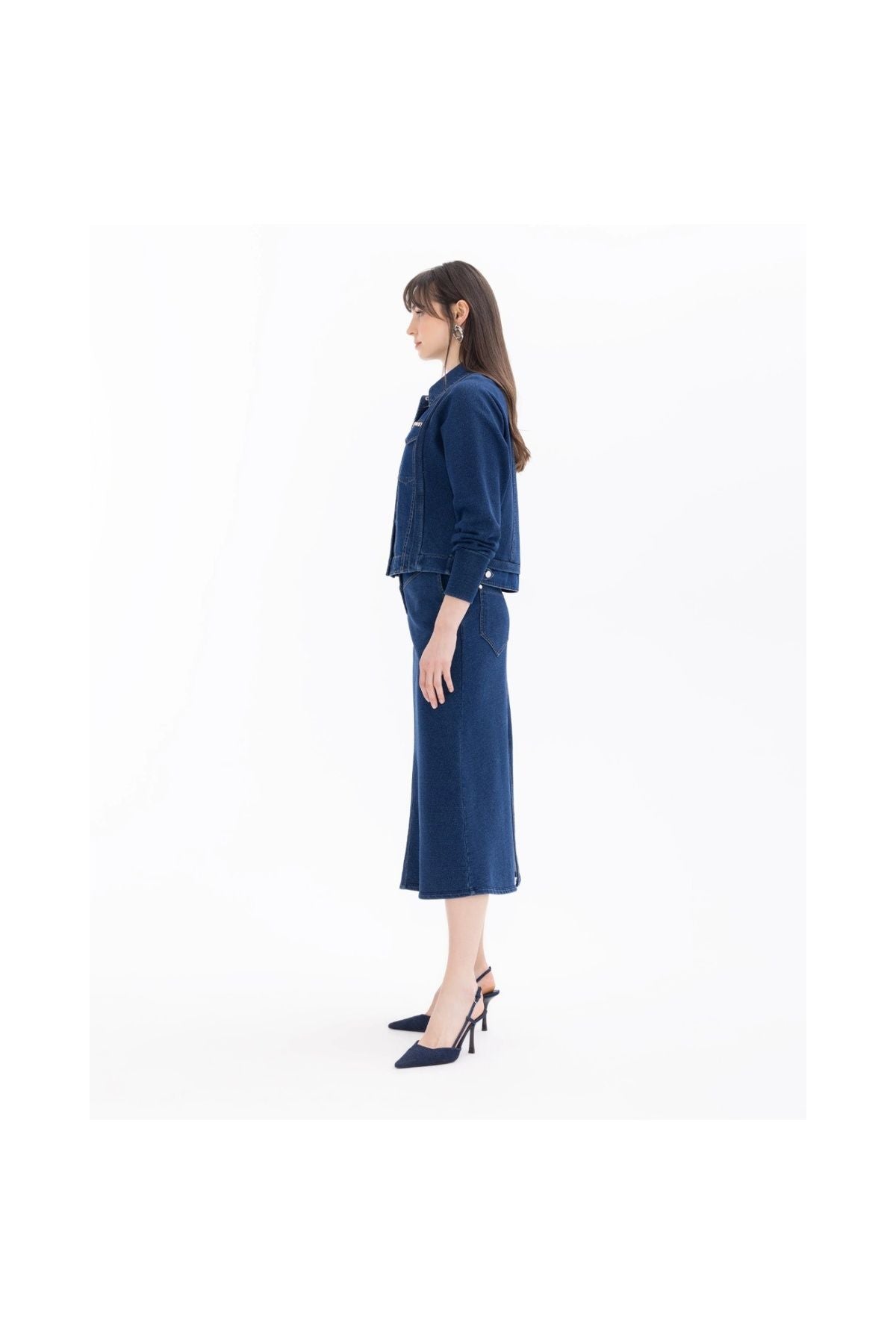 Seçil Minimalist Midi Denim Etek - Günlük & Şık Kombinler