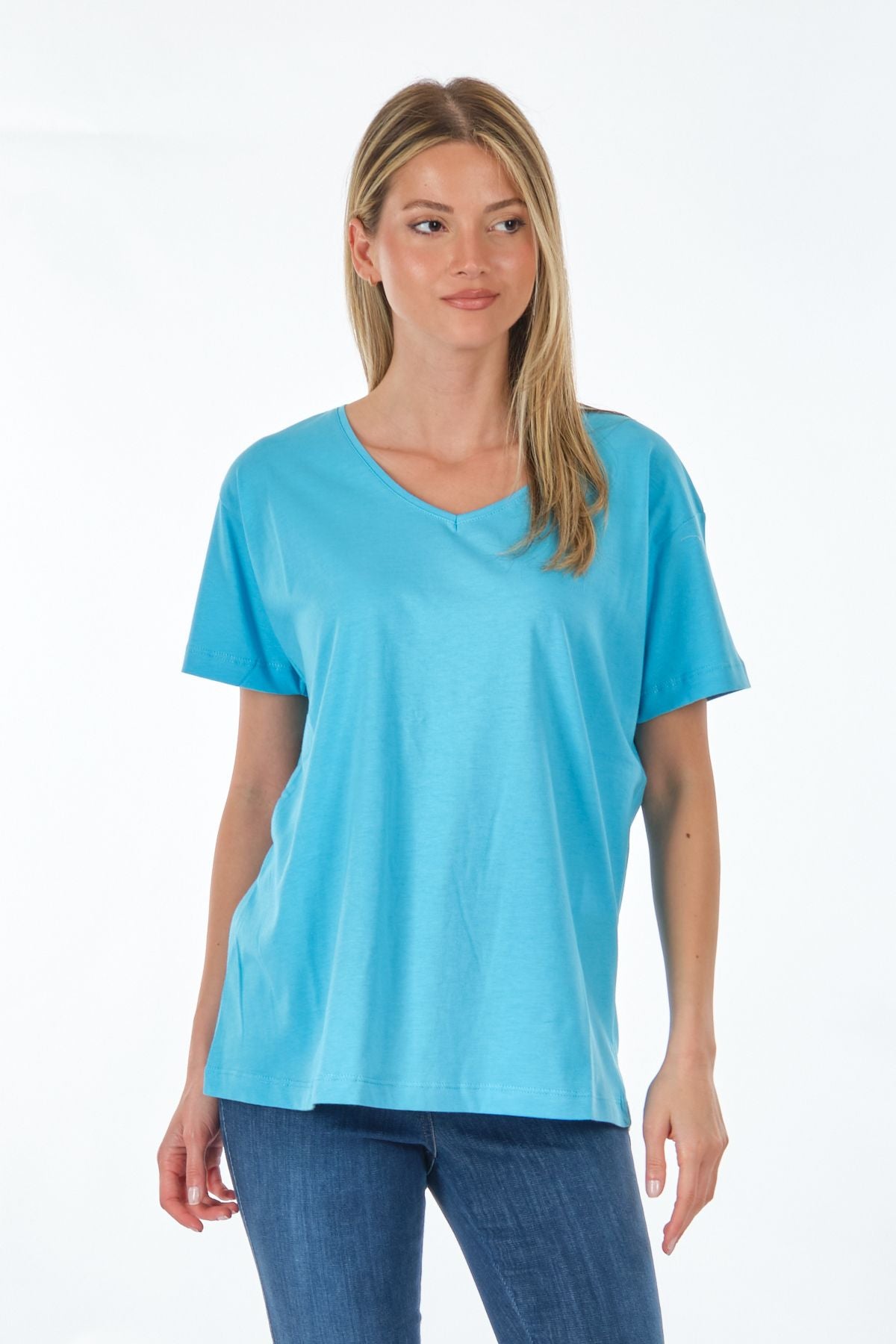 Seçil Kadın Oversize V Yaka Kısa Kol Minimalist T-Shirt - Günlük Kullanım Translation missing: tr.content.product_image_secondary