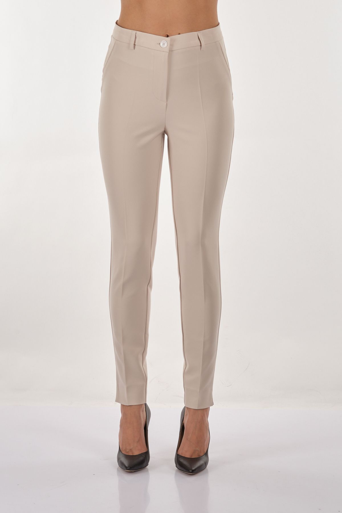 Seleste Kadın Slim Fit Pantolon - Minimalist Günlük Stil Translation missing: tr.content.product_image_main