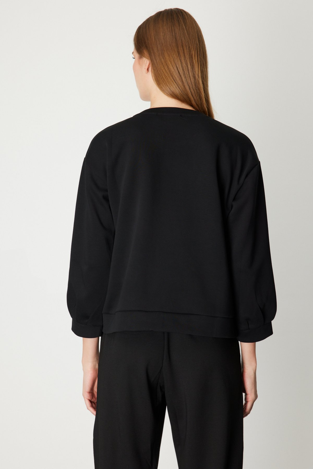 Kırışık Kumaş Detaylı Sweat On
