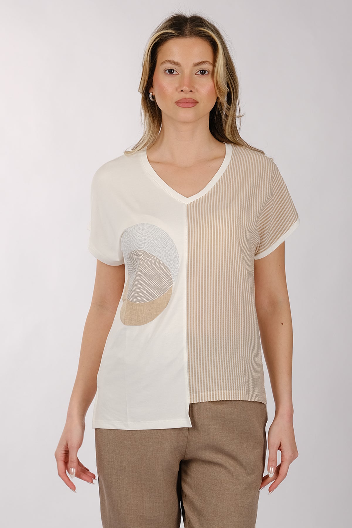 Daıdo Minimalist V Yaka Kadın T-Shirt - Kısa Kol Günlük Translation missing: tr.content.product_image_main