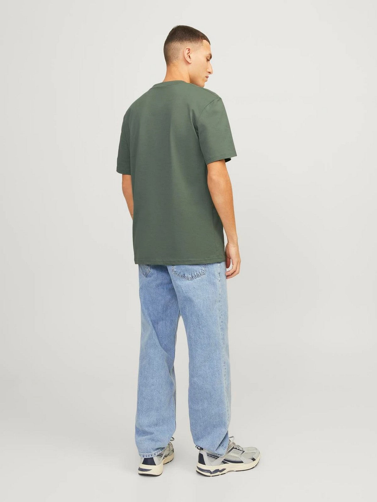 Jack&Jones Minimalist Oversize Erkek T-Shirt - Kısa Kol Yuvarlak Yaka