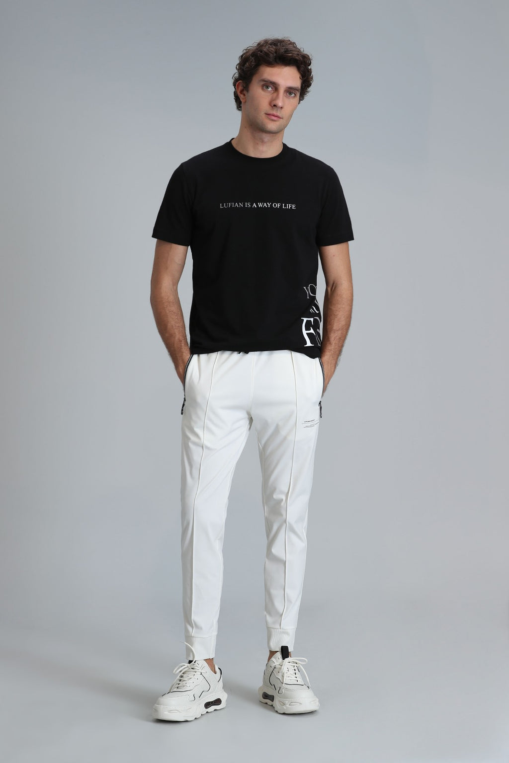 Lufian Oversize Kısa Kol Yuvarlak Yaka Erkek T-Shirt - Minimalist Stil