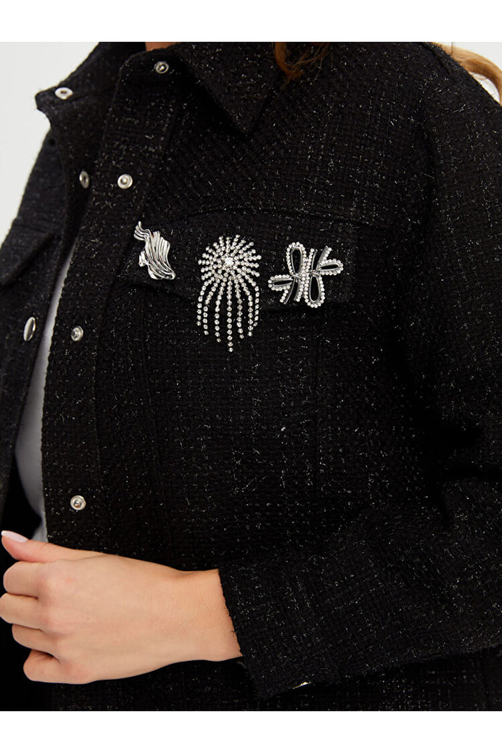 Taşlı Broş Detaylı Kendinden Simli Track Ceket Faik Sönmez