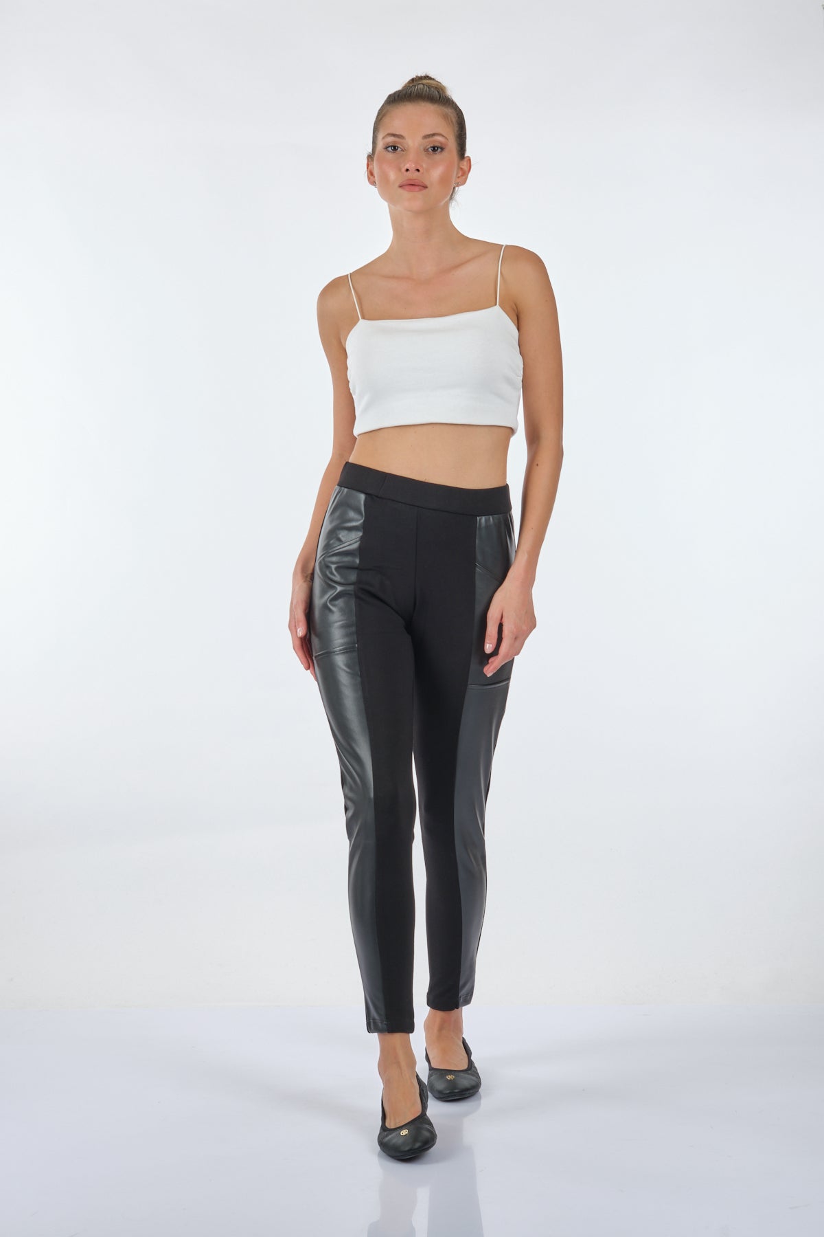 Vedi Minimalist Deri Detaylı Slim Fit Kadın Tayt - Günlük Stil Translation missing: tr.content.product_image_main