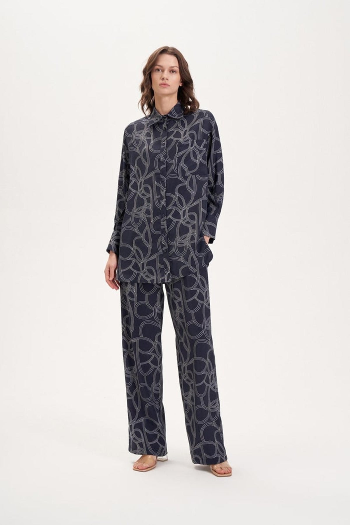 Terzi Dükkanı Oversize Gömlek Yaka Midi Kadın Takım - Minimalist & Şık