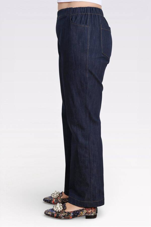 Tolga Saraçoğlu Beli Lastikli Rahat Kesim Boru Paça Denim Pantolon 26YTS30148 İkincil görsel
