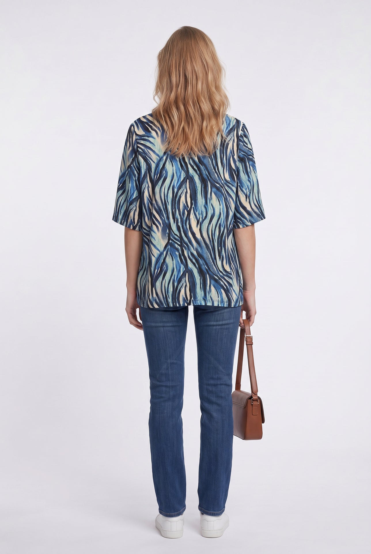 Tolga Saraçoğlu Kadın Bluz - Minimalist Zebra Desenli 3/4 Kol Oversize
